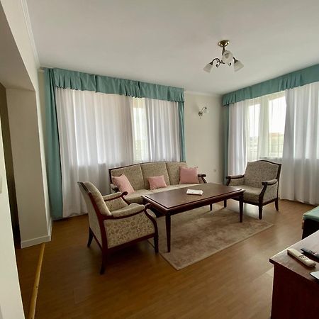 Wild Cherry Apartments Sf. Constantin și Elena Exterior foto