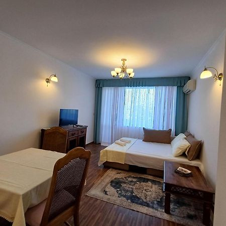 Wild Cherry Apartments Sf. Constantin și Elena Exterior foto
